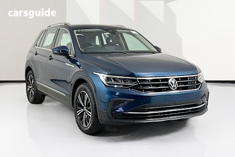 Blue 2023 Volkswagen Tiguan Wagon 110Tsi Life