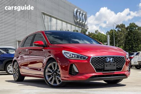 Red 2017 Hyundai I30 Hatchback Sr Premium