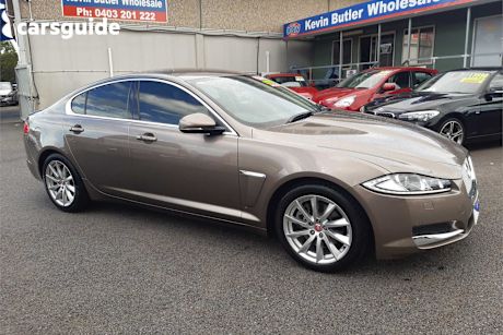 Brown 2015 Jaguar XF Sedan 2.0 Premium Luxury