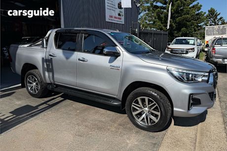 Silver 2018 Toyota Hilux Double Cab Pick Up Sr5 (4X4)