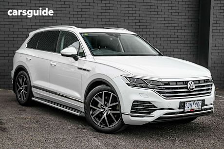 White 2019 Volkswagen Touareg Wagon Launch Edition