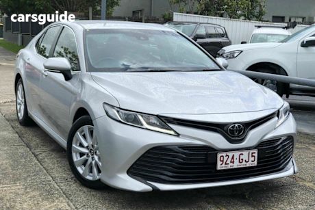 Silver 2018 Toyota Camry Sedan Ascent