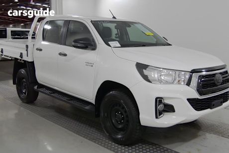 2020 Toyota Hilux Double Cab Chassis Sr (4X4)