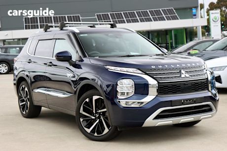 Blue 2023 Mitsubishi Outlander Wagon Phev Exceed 5+2 Seat (Awd)