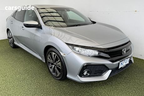 Silver 2017 Honda Civic Hatchback Vti-Lx