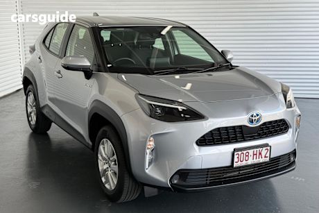 Silver 2023 Toyota Yaris Cross Wagon Gx Hybrid