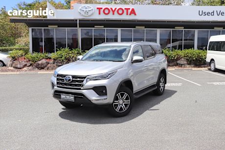Silver 2024 Toyota Fortuner Wagon Gxl
