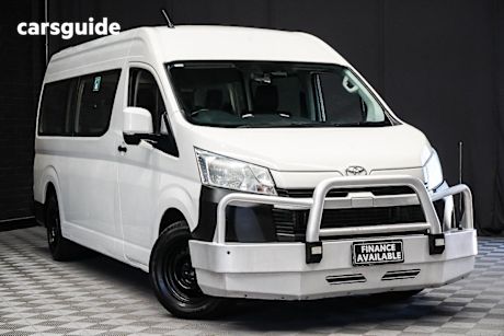 White 2020 Toyota HiAce Bus Commuter (12 Seats)