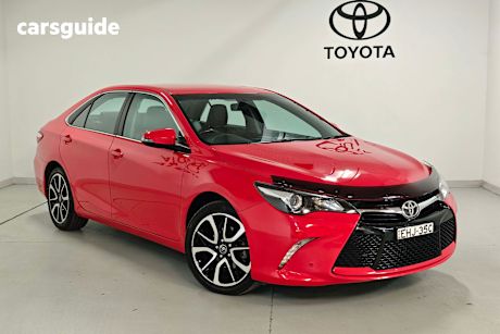 Red 2017 Toyota Camry Sedan Atara Sx