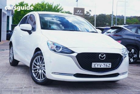 White 2023 Mazda 2 Hatchback G15 Evolve