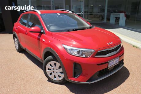 Red 2022 Kia Stonic Wagon S