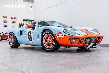 Blue 2016 Ford GT40 Coupe ABSOLUTE PACE GT40 COUPE