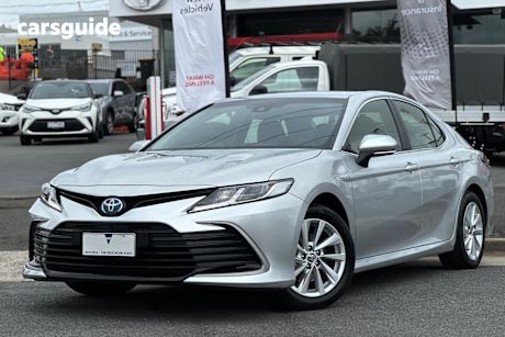 Silver 2024 Toyota Camry Sedan Ascent