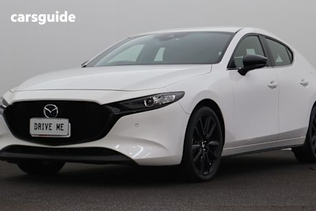 White 2022 Mazda 3 Hatchback G25 Evolve Sp