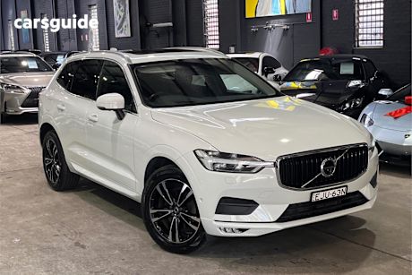 White 2020 Volvo XC60 Wagon T5 Momentum (Awd)
