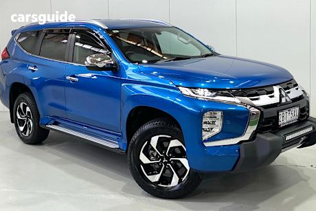 Blue 2024 Mitsubishi Pajero Sport Wagon Exceed (4Wd) 7 Seat