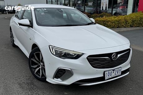 White 2018 Holden Commodore Liftback Rs