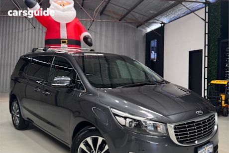 Grey 2017 Kia Carnival Wagon Sli