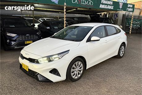 White 2021 Kia Cerato Hatchback S