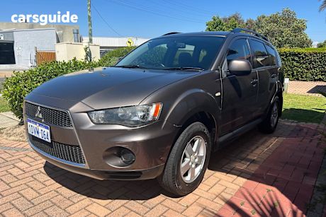 Brown 2012 Mitsubishi Outlander Wagon Ls