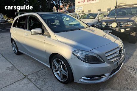 Silver 2014 Mercedes-Benz B200 Hatchback Cdi