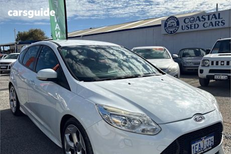 White 2012 Ford Focus Hatchback St