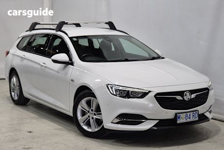White 2019 Holden Commodore Sportswagon Lt