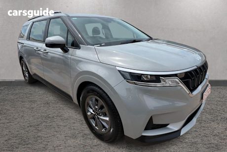 Silver 2023 Kia Carnival Wagon S