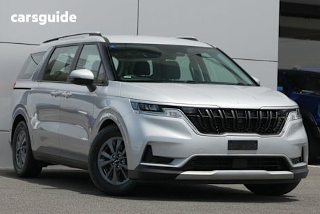 Silver 2022 Kia Carnival Wagon S