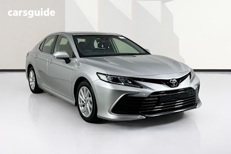Silver 2024 Toyota Camry Sedan Ascent