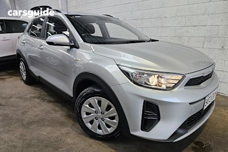 Silver 2023 Kia Stonic Wagon S