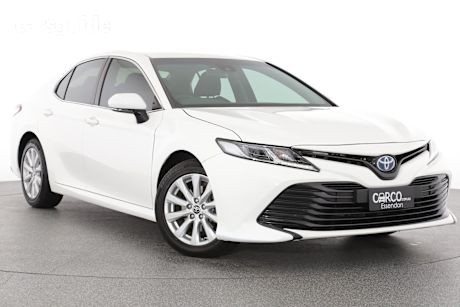 White 2020 Toyota Camry Sedan Ascent Sport (Hybrid)