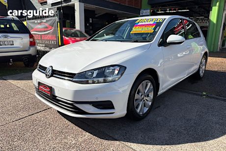 White 2018 Volkswagen Golf Hatchback 110 Tsi