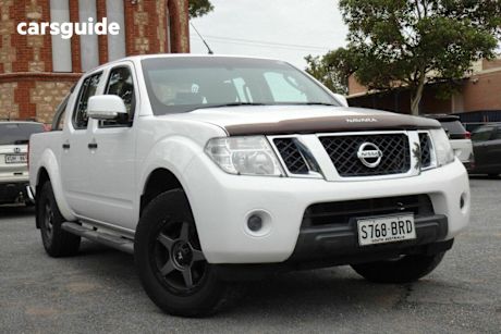 White 2014 Nissan Navara Ute Tray ST