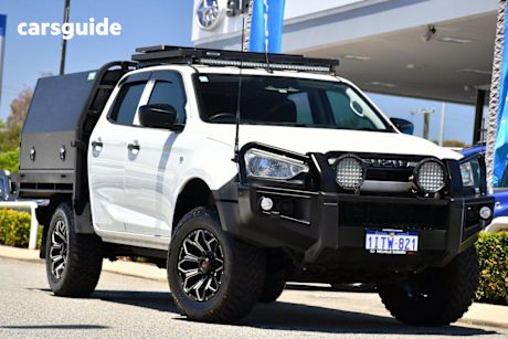 White 2021 Isuzu D-MAX Crew Cab Chassis Sx (4X4)