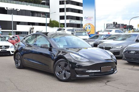 Black 2023 Tesla Model 3 Sedan Long Range
