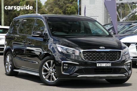 Black 2019 Kia Carnival Wagon Platinum