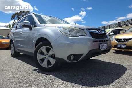 Silver 2013 Subaru Forester Wagon 2.0I
