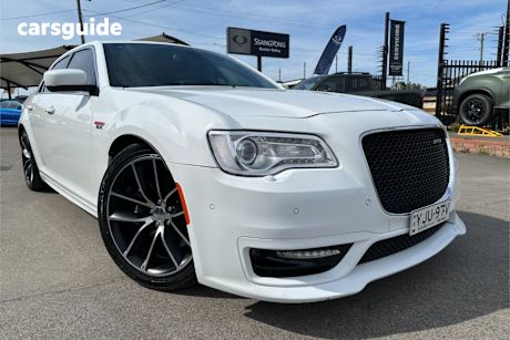 White 2020 Chrysler 300 Sedan Srt Core