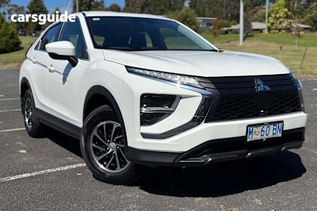 White 2024 Mitsubishi Eclipse Cross Wagon Es (2Wd)