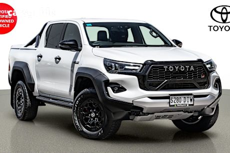 White 2024 Toyota Hilux Double Cab Pick Up Gr-Sport (4X4)