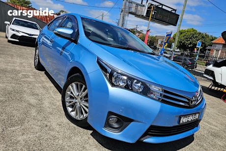 Blue 2014 Toyota Corolla Sedan Sx