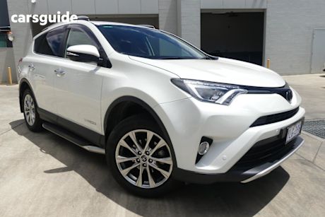 White 2016 Toyota RAV4 Wagon Cruiser (4X4)