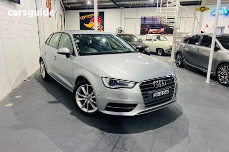 Silver 2015 Audi A3 Hatchback Sportback 1.6 Tdi Attraction