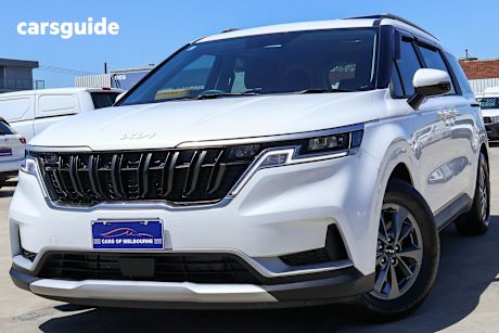 White 2023 Kia Carnival Wagon S