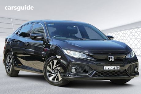 Black 2017 Honda Civic Hatchback Vti-S