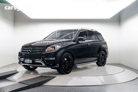 Black 2013 Mercedes-Benz ML250 Wagon Cdi Bluetec (4X4)