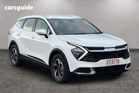 White 2024 Kia Sportage Wagon S (Fwd)