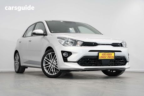 Silver 2023 Kia RIO Hatchback Sport