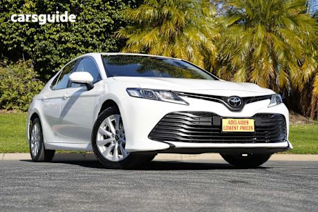 White 2019 Toyota Camry Sedan Ascent